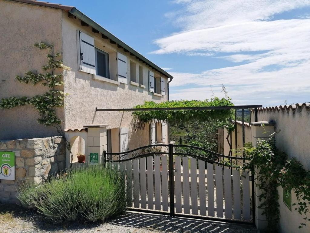 La Cayrade Villa Uzer  Екстериор снимка