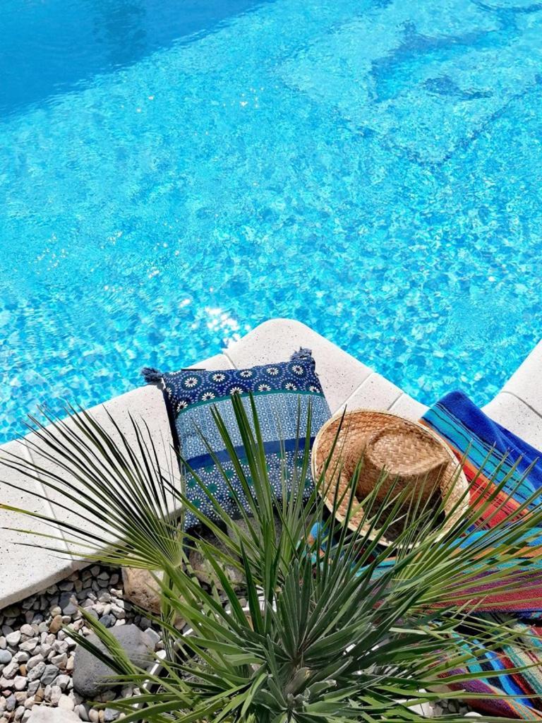 La Cayrade Villa Uzer  Екстериор снимка