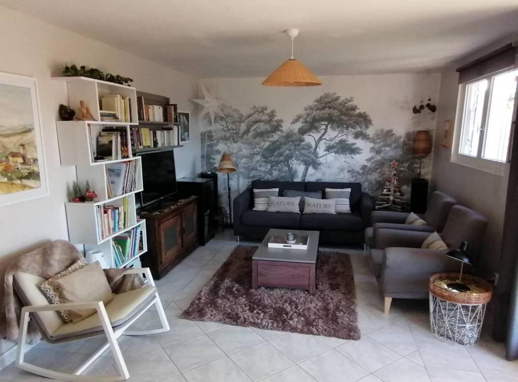 La Cayrade Villa Uzer  Екстериор снимка